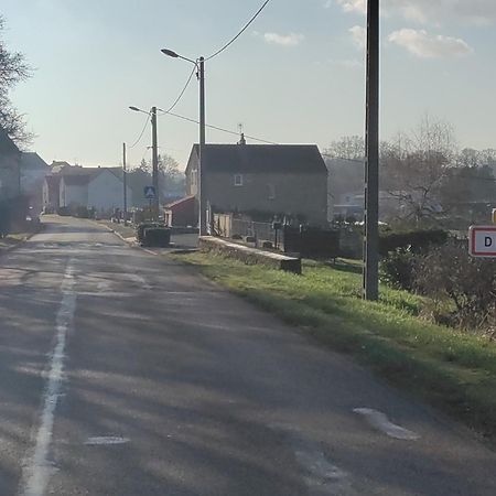 Calme Au Canal De Centre Dennevy Dış mekan fotoğraf